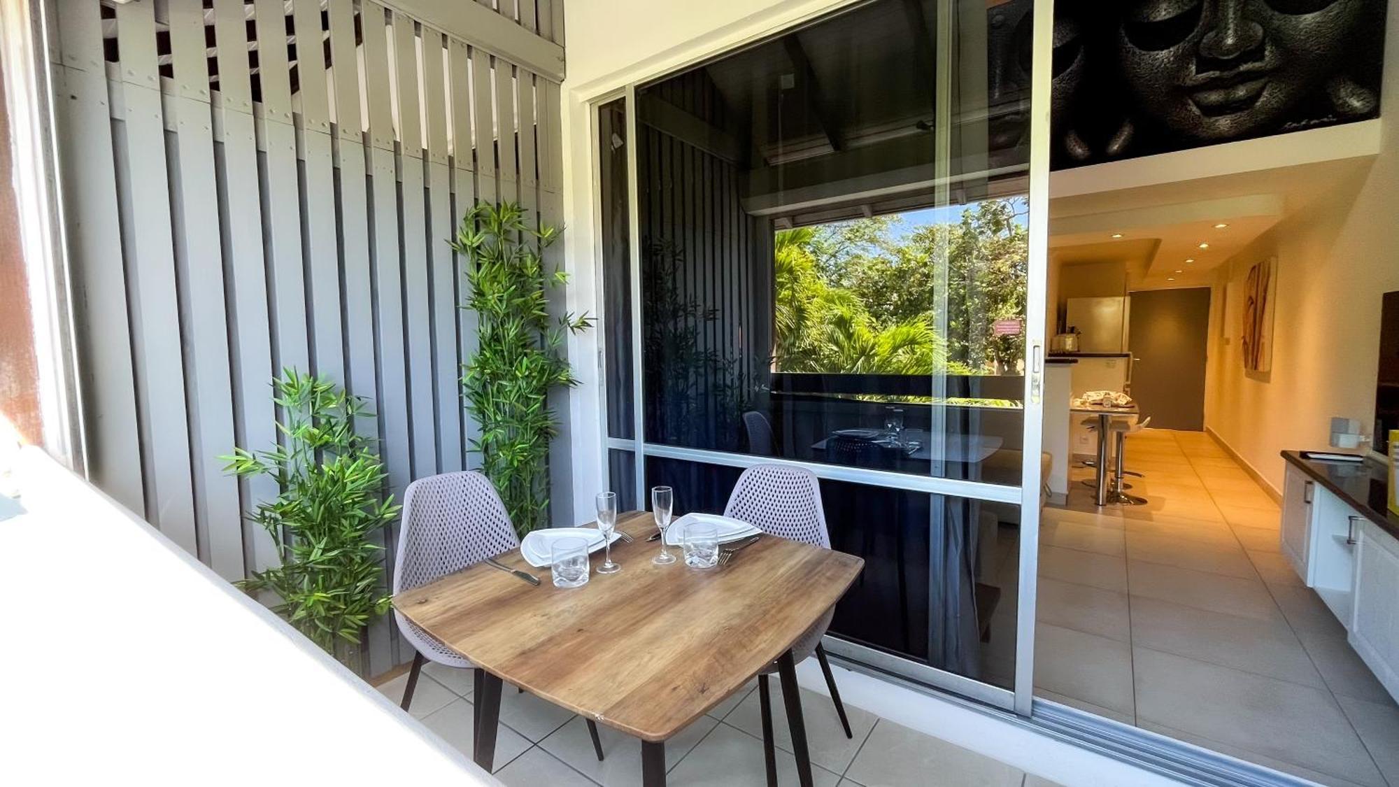 Charmant Studio Mezzanine - Caraibes Zen - Gosier - Proche De La Mer Le Gosier  Ngoại thất bức ảnh