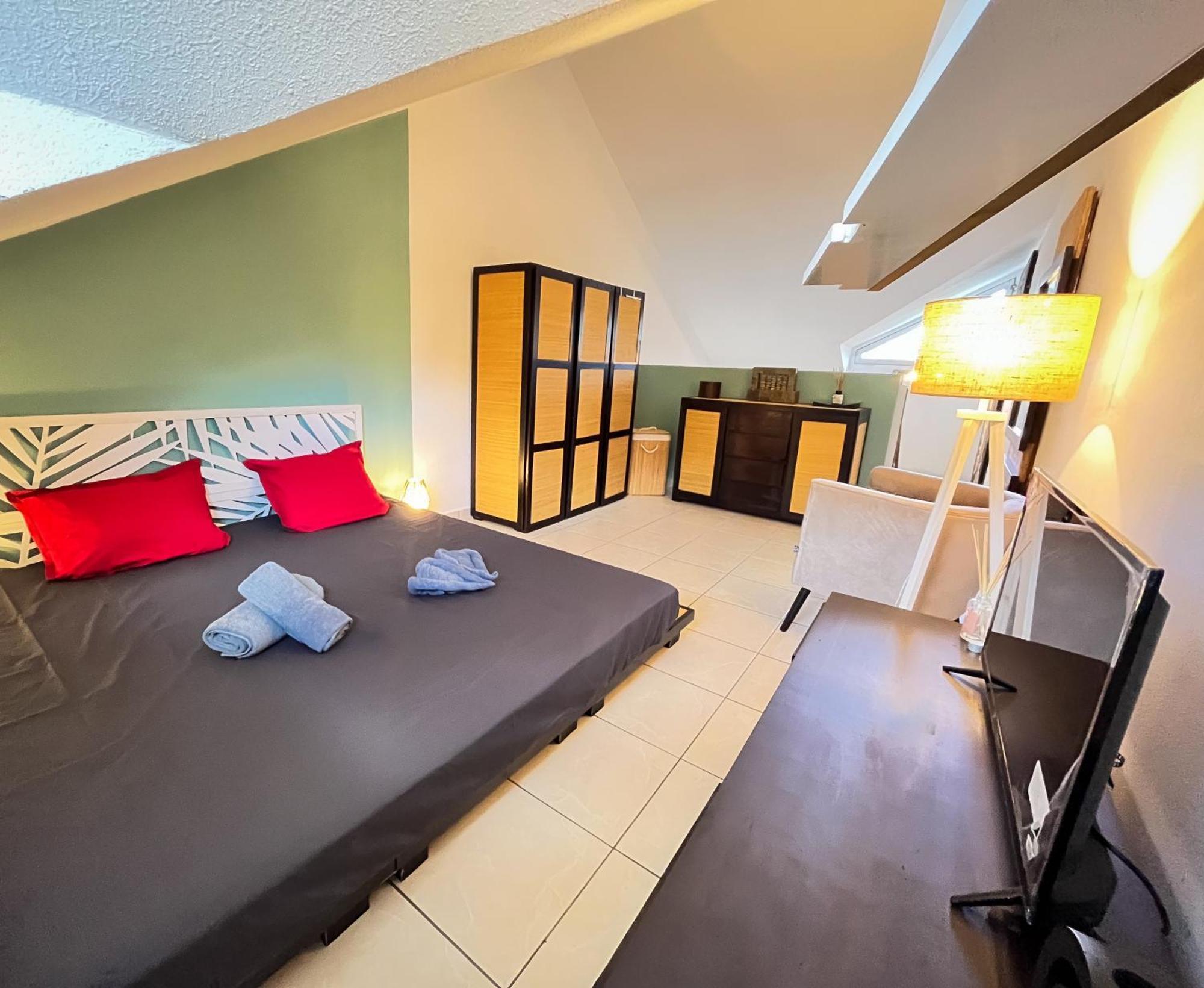 Charmant Studio Mezzanine - Caraibes Zen - Gosier - Proche De La Mer Le Gosier  Ngoại thất bức ảnh